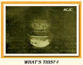 A dish with a bit of radium compound.